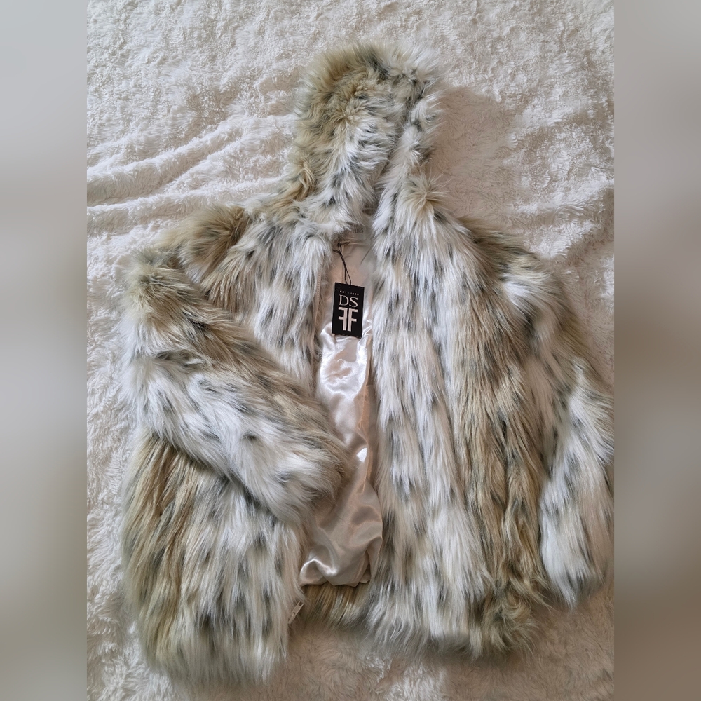 Donna Salyers Fabulous Furs Snow Lynx Hooded Zip Up Jacket NWT